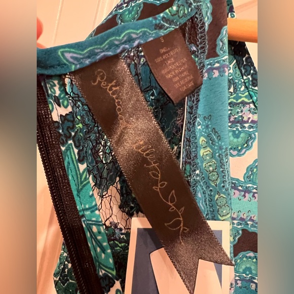 Chiffon romper with green& blue design and black lace back detail - Picture 8 of 9